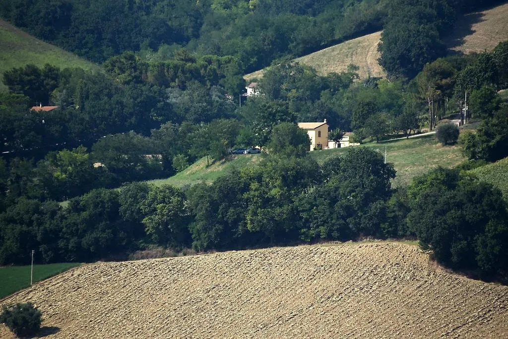 Casale Montesicuro Guest House 0*,